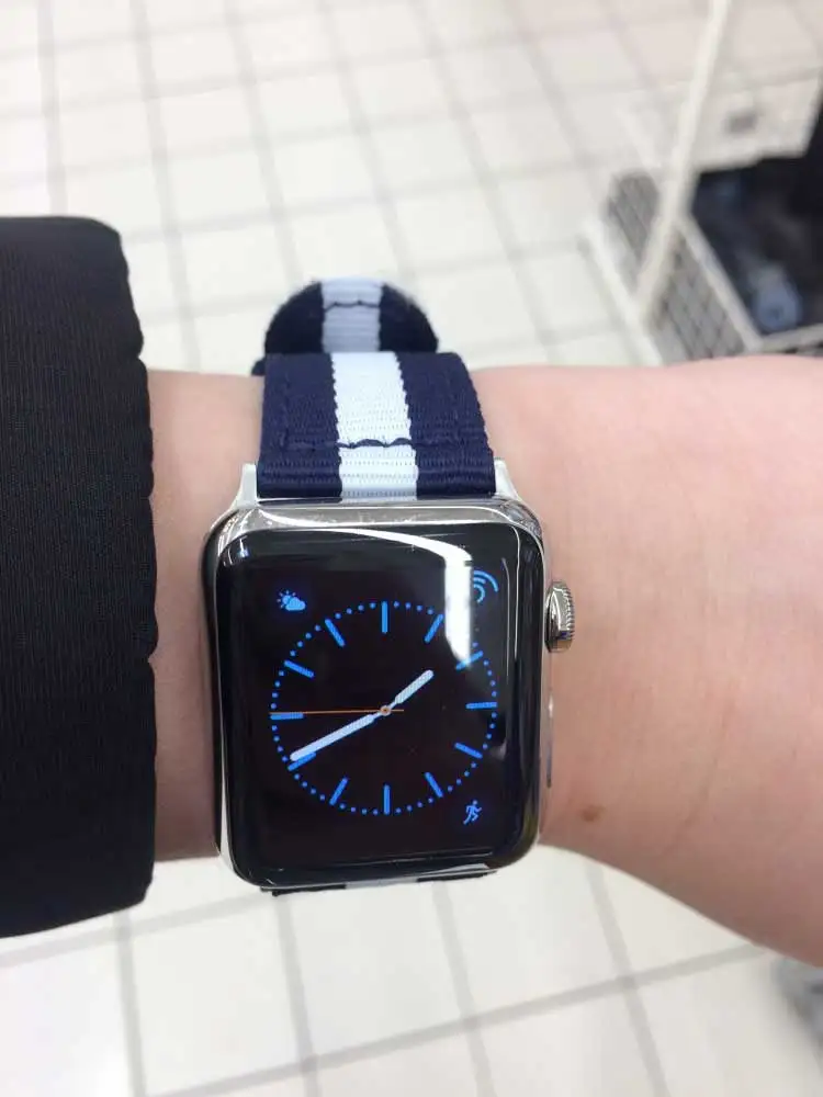 The NewFashion WovenNylon Bracelet Straps for iWatch 1/2/3/4 Apple Watch 38 / 42mm Fabric Strap Tape with Link Connector Adapter