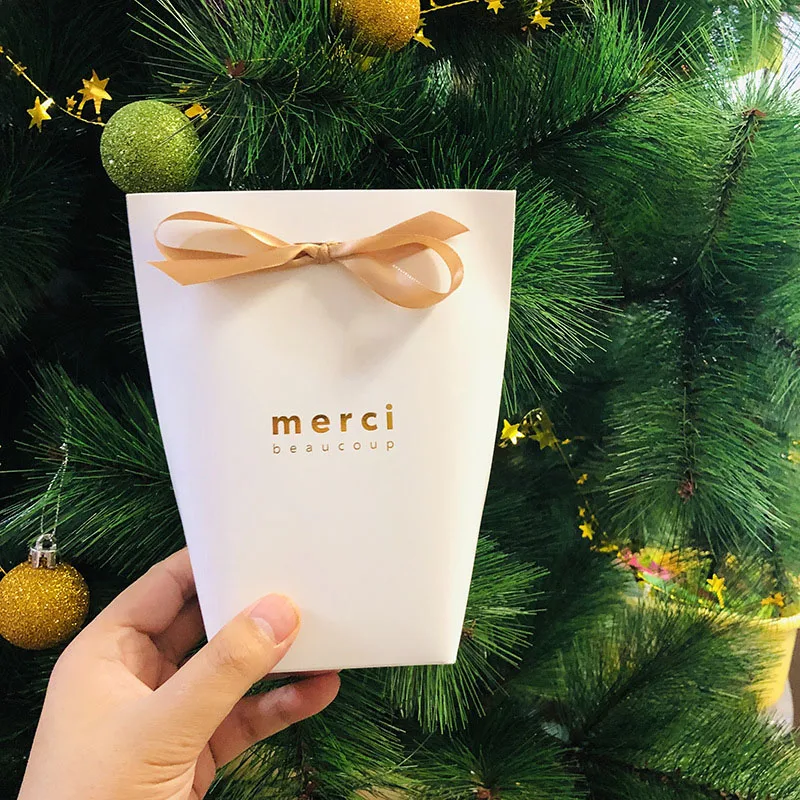 5pcs Upscale Black White Bronzing "Merci" Candy Bag French Thank You Wedding Favors Gift Box Package Birthday Party Favor Bags