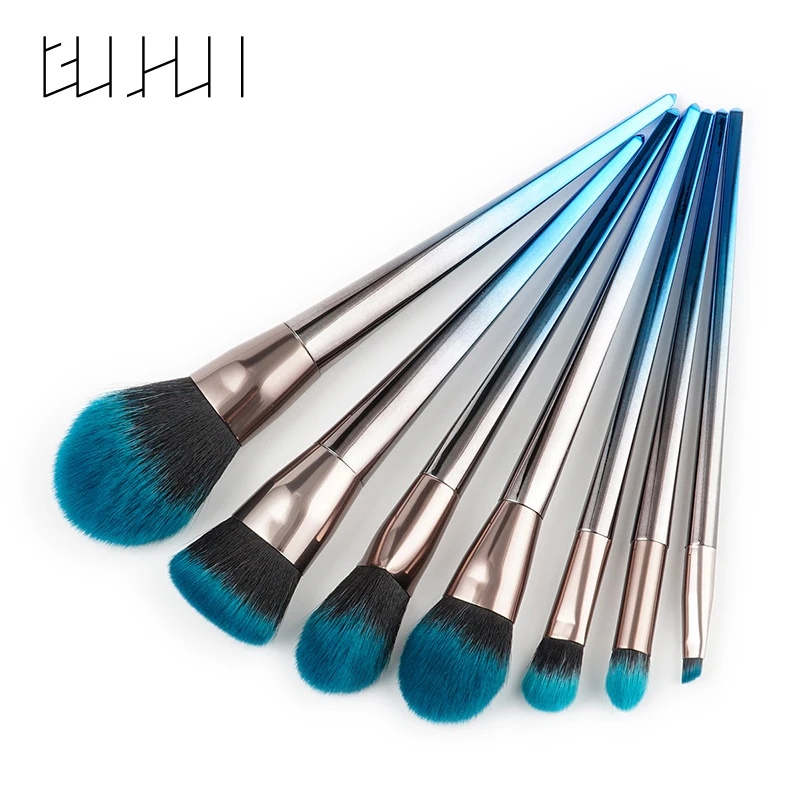 

4/7pcs Diamond Gradient Makeup Brushes Flame Brush Foundation Powder Concealer Make Up Brushes Flat Head Brush Make Up Tool Kits