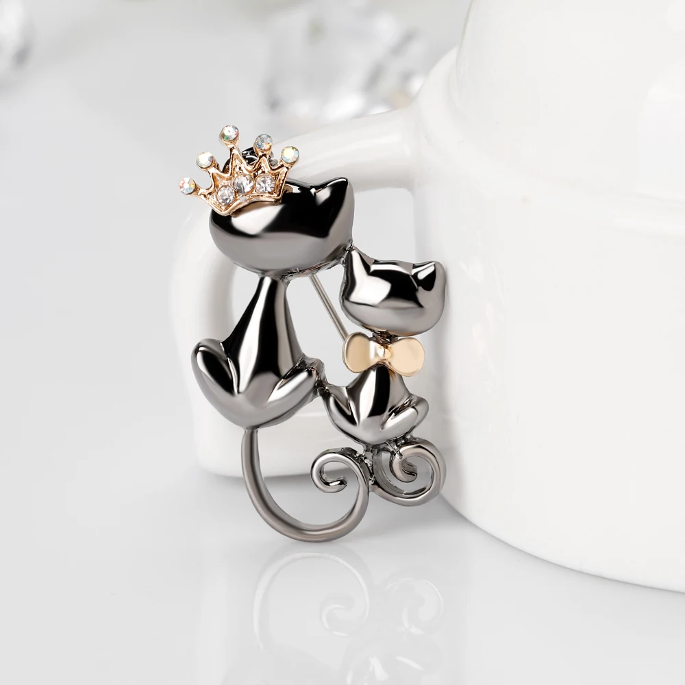 

Mother Daughter Cats Brooches Crystal Crown Queen Pin Women Hats Scarf Suit Brooch Clothes Buckles
