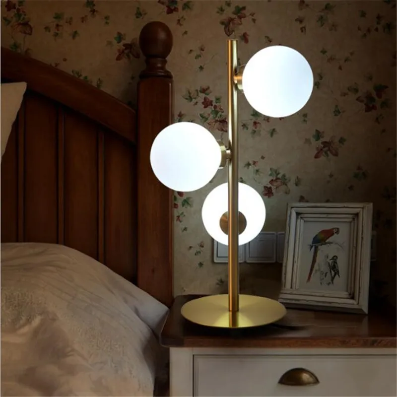 Современный скандинавский простой золотой железный молочно-белый стеклянный шар Led G4* 9 Торшер для гостиной спальни осветительный светильник для чтения светильник 2362 - Цвет абажура: table lamp