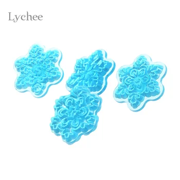

Lychee Life 1 Set Plastic Snowflake Decorating Mould Stamp Fondant Cake Tools Christmas Wedding Embossing Stamps Cake Mold