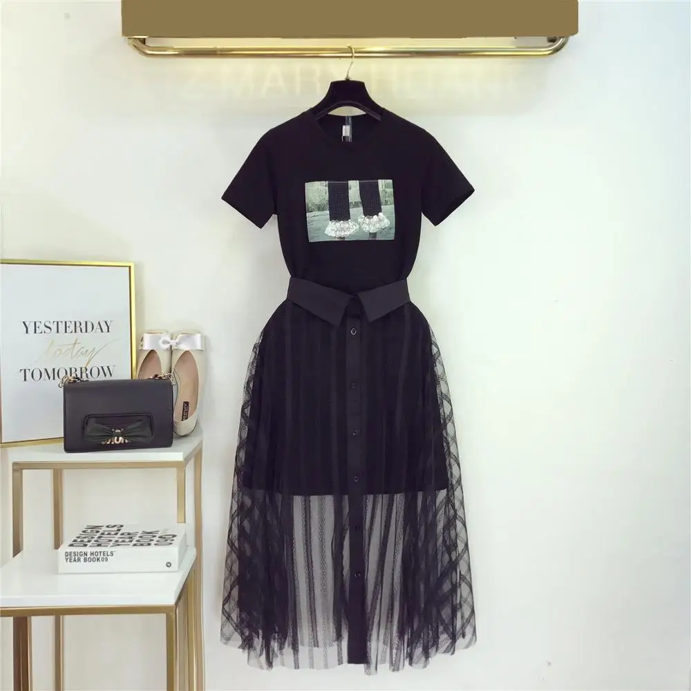 

2019 Summer Fashion Women's O Neck Short Sleeves Sequined T-shirt dress +Mesh Skirt two-piece Sets Female Suits A1406