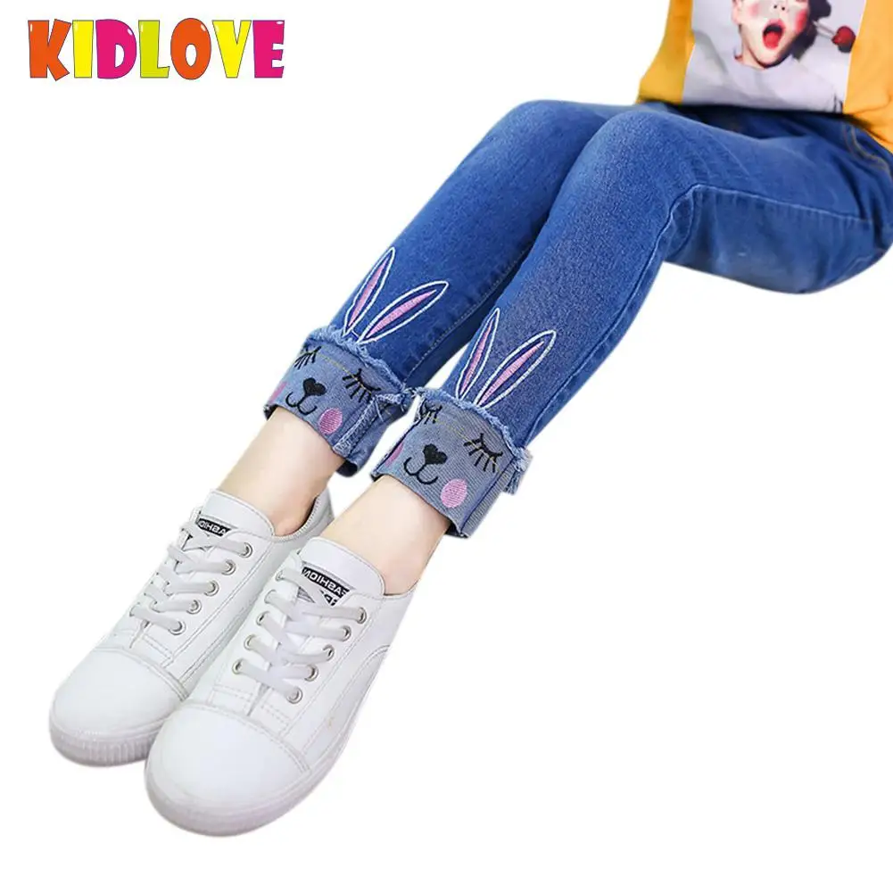 Kidlove Модные осенние джинсы для девочек длинные брюки с вышивкой котенок милый узор кошка джинсы с кроликом модные штаны san0 - изображение