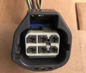 

Automotive Connectors ATS CT6 XT CTS SRX CT5 Plug USED