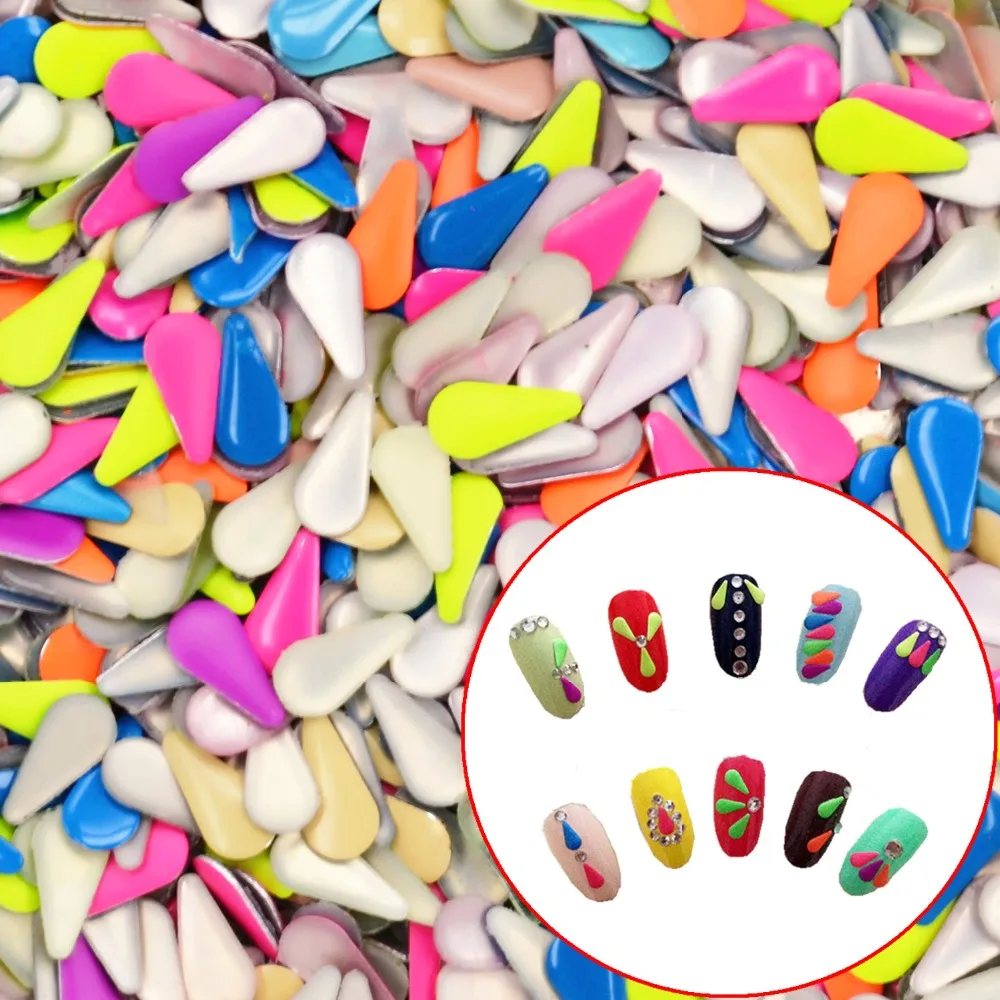 

LCJ 20Pcs/Lot Mix Random Colors 3mm*6mm Drop Shaped Punk Metal Metallic Rivet Nail Art Decoration