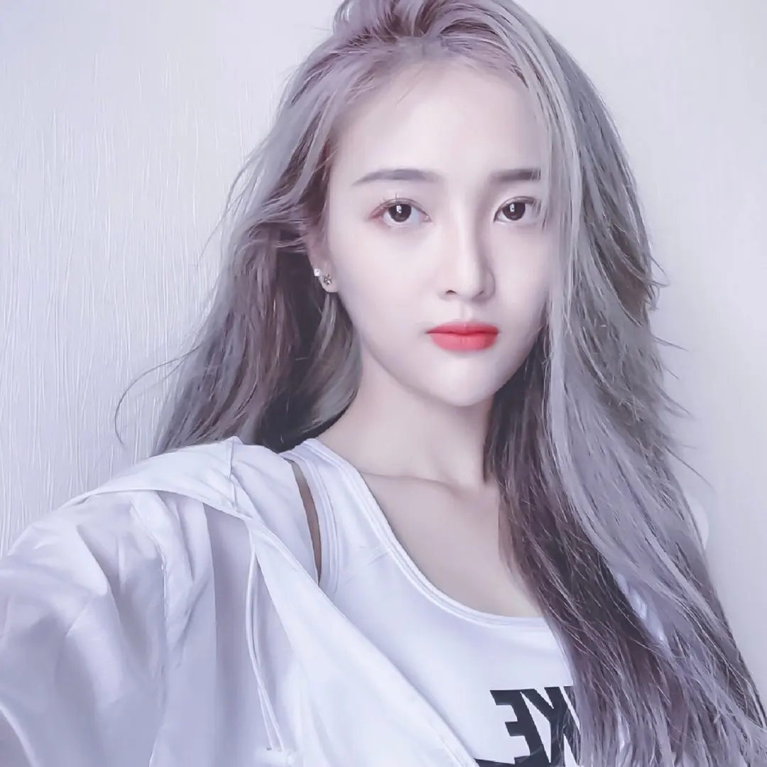 主题:吴宣仪银色头发什么水平? [42]收藏该贴已收藏只看楼主