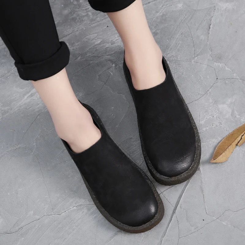 

Tyawkiho Autumn Women Black Loafers Slip On Soft Bottom Flats Women Retro Style Handmade Women Genuine Leather Flats Casual Shoe