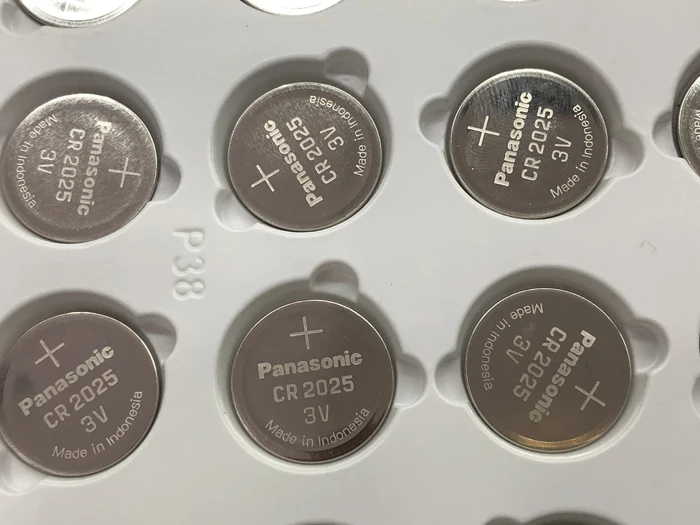 

20pcs/lot Panasonic CR2025 Button Cell Batteries CR 2025 3V Lithium Coin Battery For Watch Calculator Weight Scale
