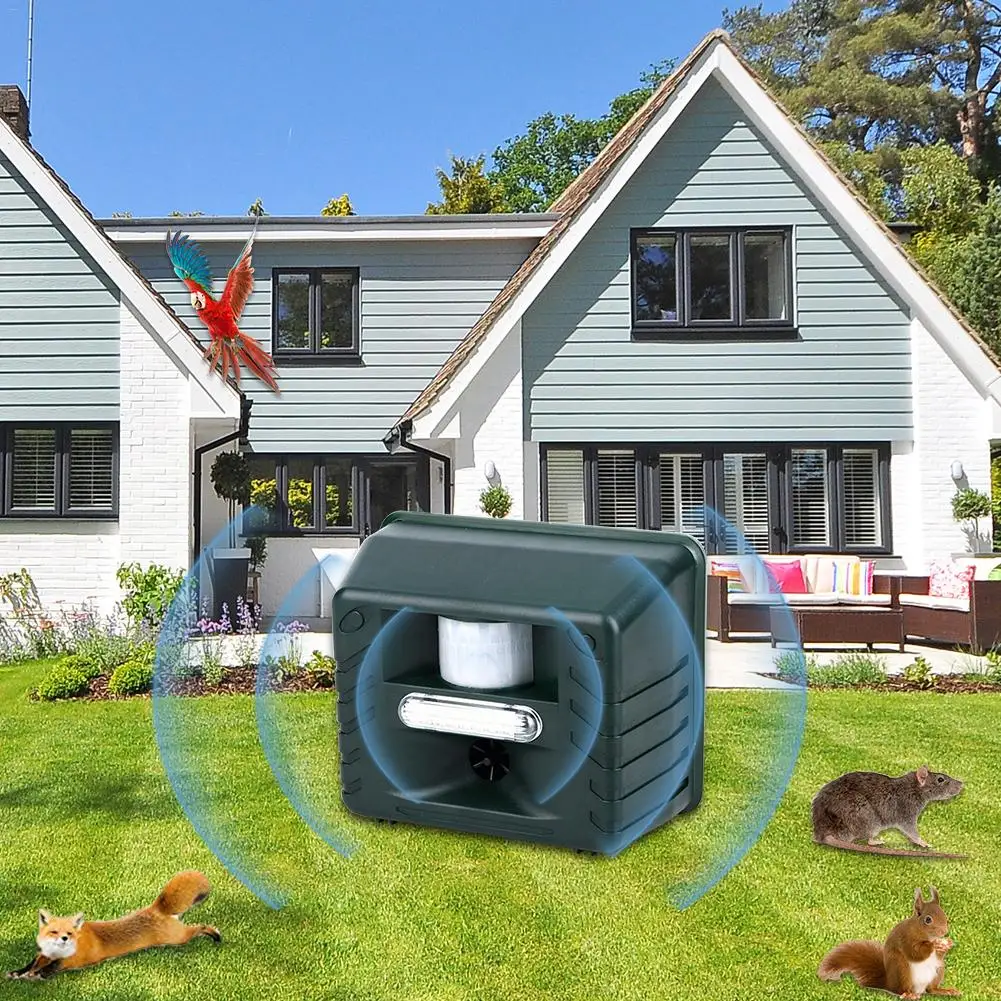 

Garden Yard Ultrasonic Pest Repellers Remote Ultrasonic Light Flickering Infrared Induction Multifunctional Animal Repeller
