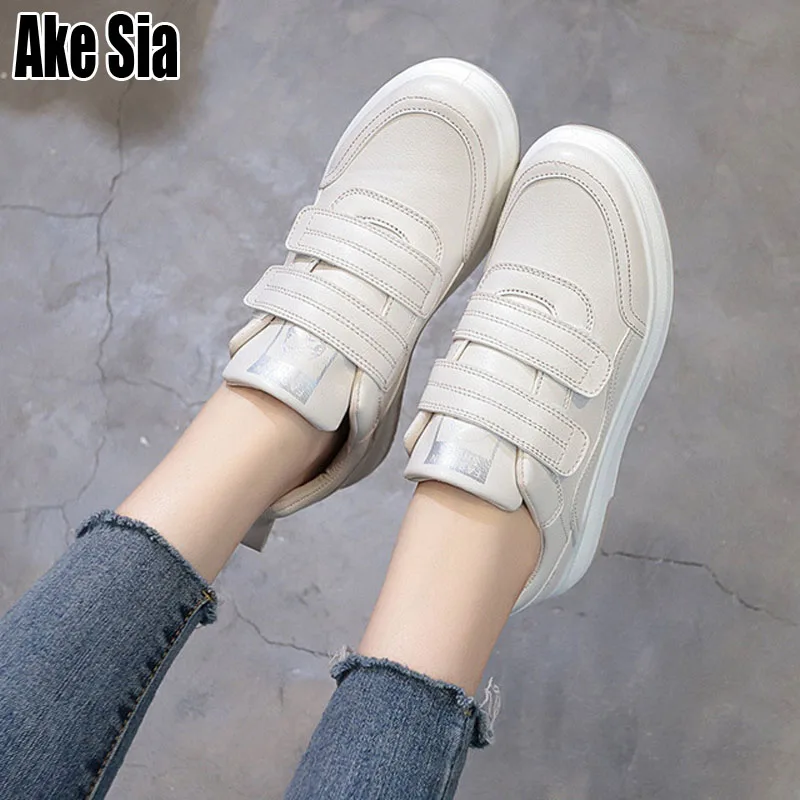 

Ake Sia Students Fashion Feminino Womens Lady PU Leather Casual Hook Loop Zapatos Chaussures Thicken Soled Flat Board Shoes A044