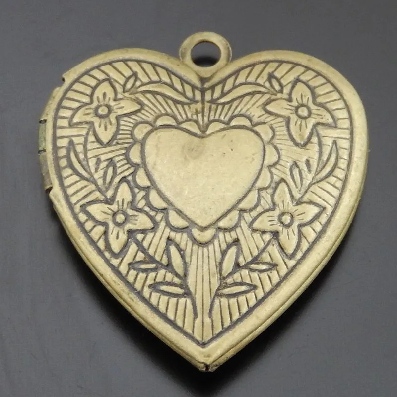 5pcs Antique Bronze Tone Iron Flower Carved Heart Locket Alloy Charm