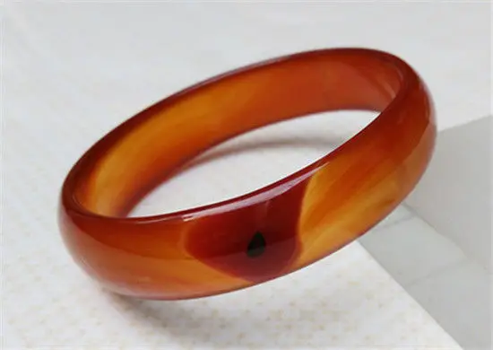 

FREE SHIPPING>>>@@ NATURAL BEAUTIFUL CERTIFICATION GRADE BEAUTIFUL RED AGATE JADE BRACELET 56.3MM NEW