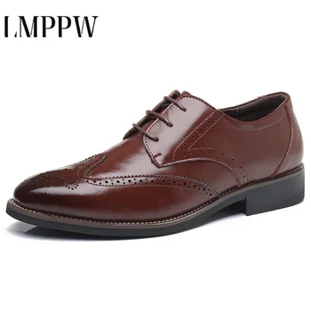 

New Brogue Men Casual Shoes Breathable Leather Office Shoes Flat Business British Lace-up Men Shoes Classical Men Dress Shoes 2