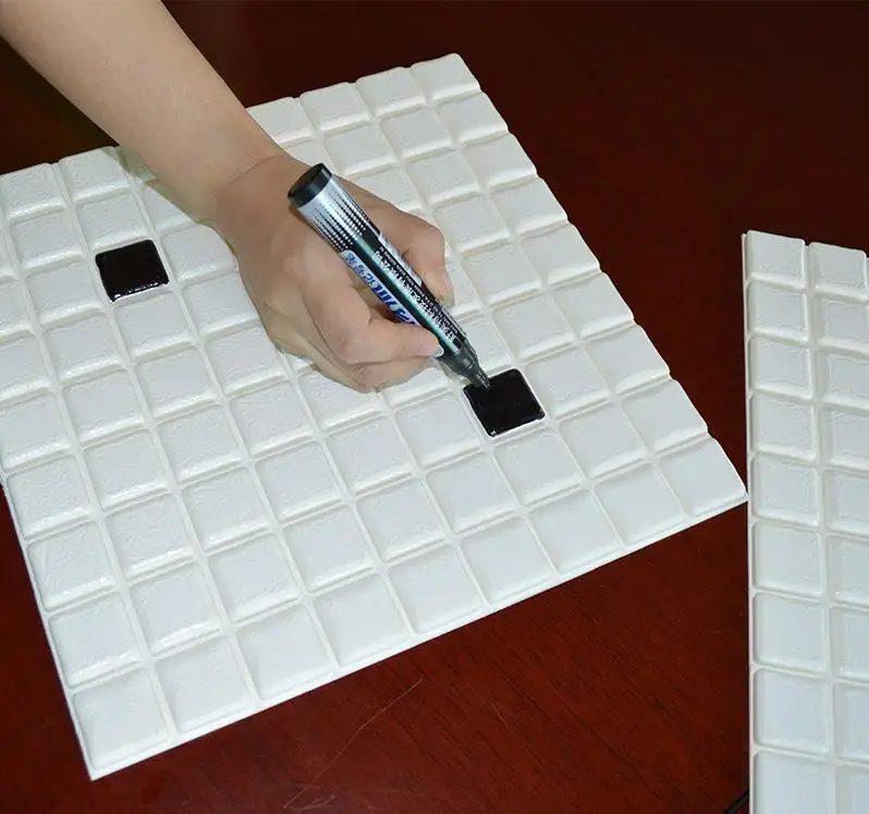 3508176875_1435757024