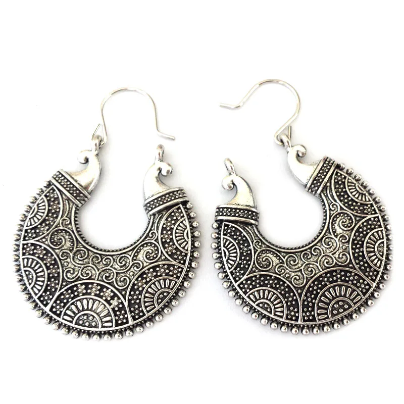 Татарские серьги. Серьги в цыганском стиле. Серьги с цыганской застежкой. Серьги цыганские золотые. Серьги позолоченные eca059.