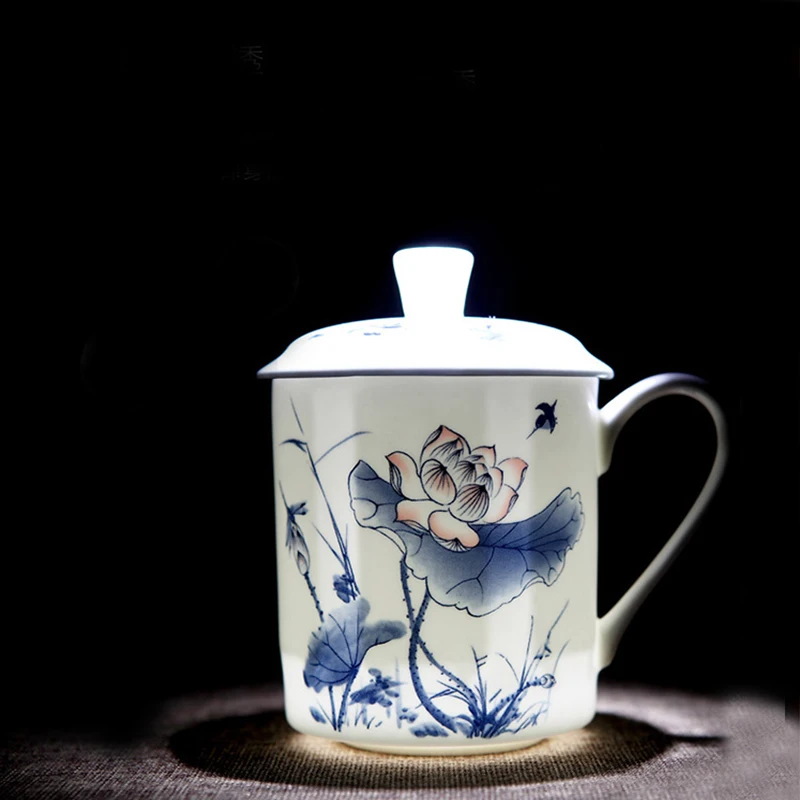 

Jingdezhen RetroPorcelain Tea Cup,Handpainted Porcelain Filter cup,With large capacity Office cup