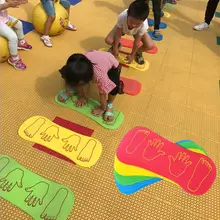 Pies 4pcs Mano Juego de Niños Deporte estera del juego para el bebé Salto de arrastre Actividad de espuma EVA Mat interior juguetes al aire libre