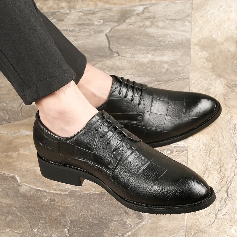 

New business casual leather shoes in spring and Autumn man shoes mens dress shoes Genuine Leather
