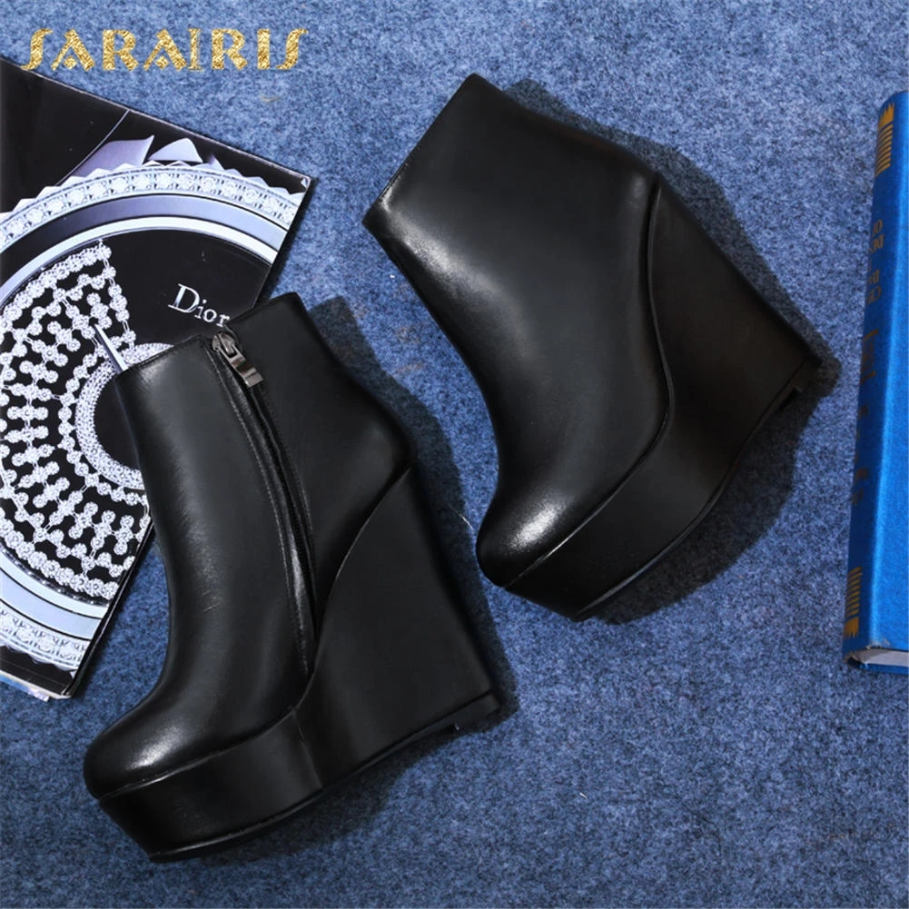 SARAIRIS/большие размеры 33-40; коллекция года; модная женская обувь на танкетке и высоком каблуке на молнии; женские ботинки; Черные ботильоны; женская обувь