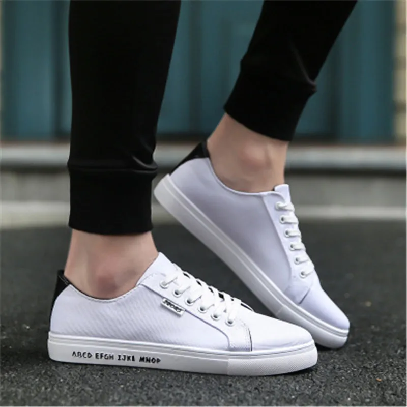 New listing spring and summer comfortable casual men's canvas shoes men's lace fashion flat casual shoes 2018 running shoes