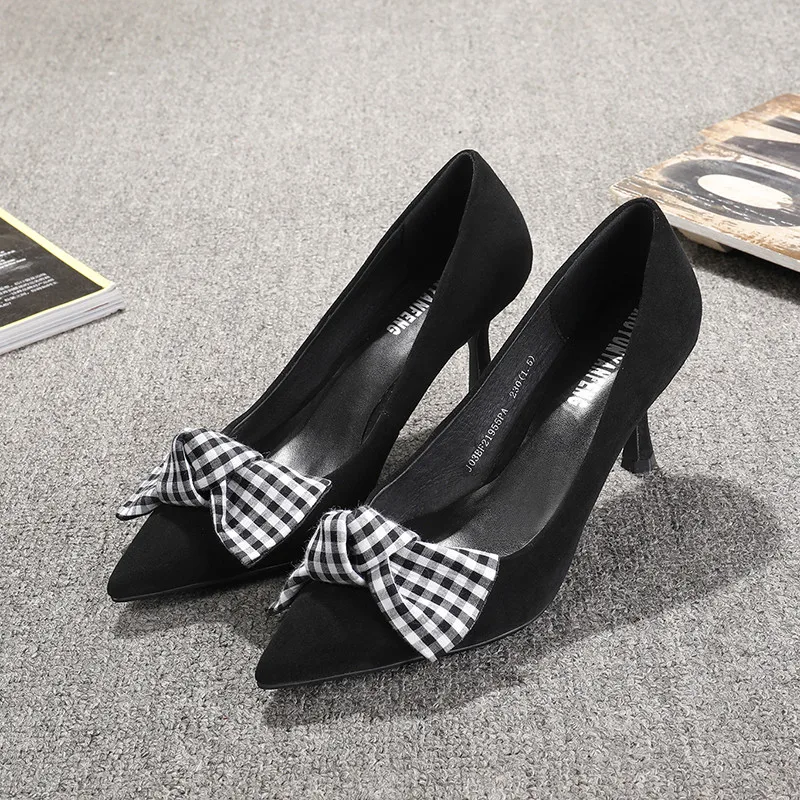 

2018 new leather bow pointed high heels female stiletto sexy shallow mouth high heel shoes.