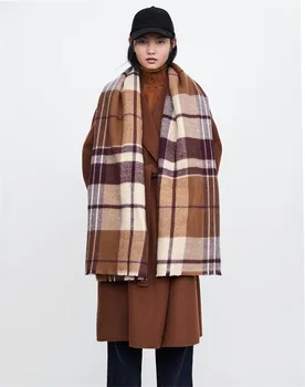 

New Autumn and Winter Scarf of Za Family in Europe and America in 2018,Cashmere-like lady's Scarf Shawl with cashmere trim