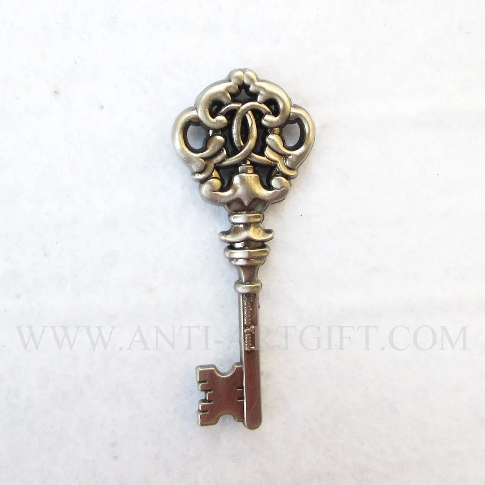 Custom die struck enamel lapel pins key shape zinc alloy antique key