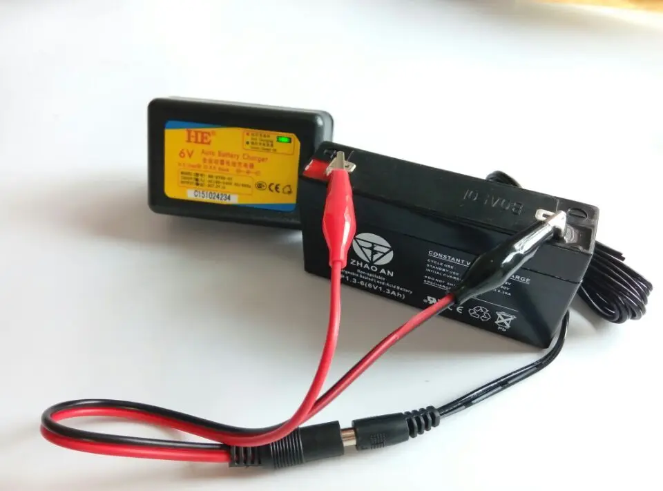 Способы заряда акб. Ток заряда аккумулятора 12в. Напряжение заряда li-ion аккумуляторов. Зарядка свинцовой акб. Переходник для agm аккумулятора.