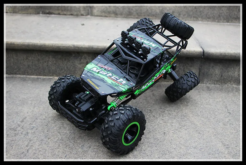 Oversized version of the alloy climbing mountain bigfoot four-wheel drive remote control toy model off-road vehicle climbing car