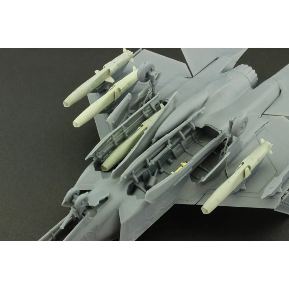 KT30003_AMAZON_XJ6