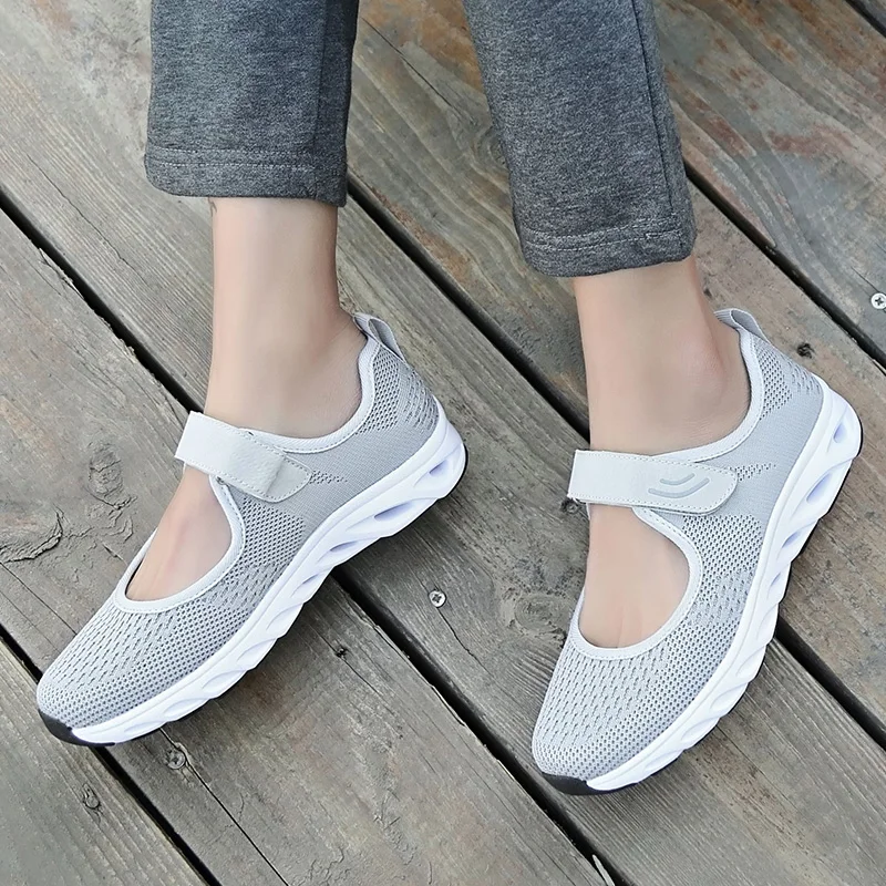 

Summer Breathable Women Sneakers Healthy Walking Shoes Outdoor Mesh Antislip Sport Running Shoes Mother Gift Comfort Light Flats