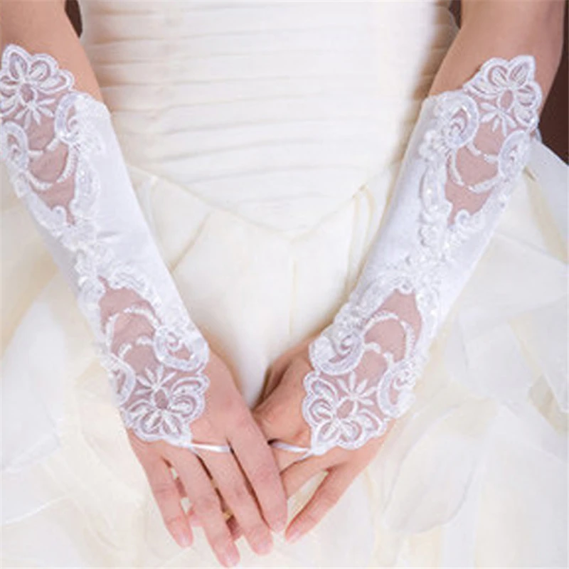 Платье белого цвета и цвета слоновой кости с открытыми пальцами Кружева Аппликации блёстками Свадебные перчатки Свадебные аксессуары luva de noiva Q4