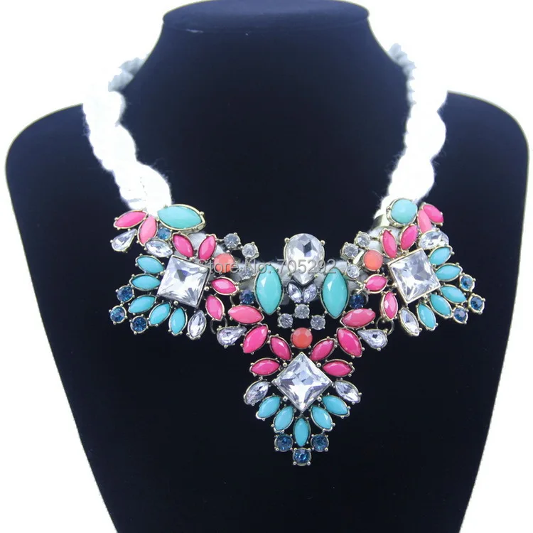 

New Luxury Fashion Crystal Flowers Necklace & Pendant Choker Statement Necklace for Women