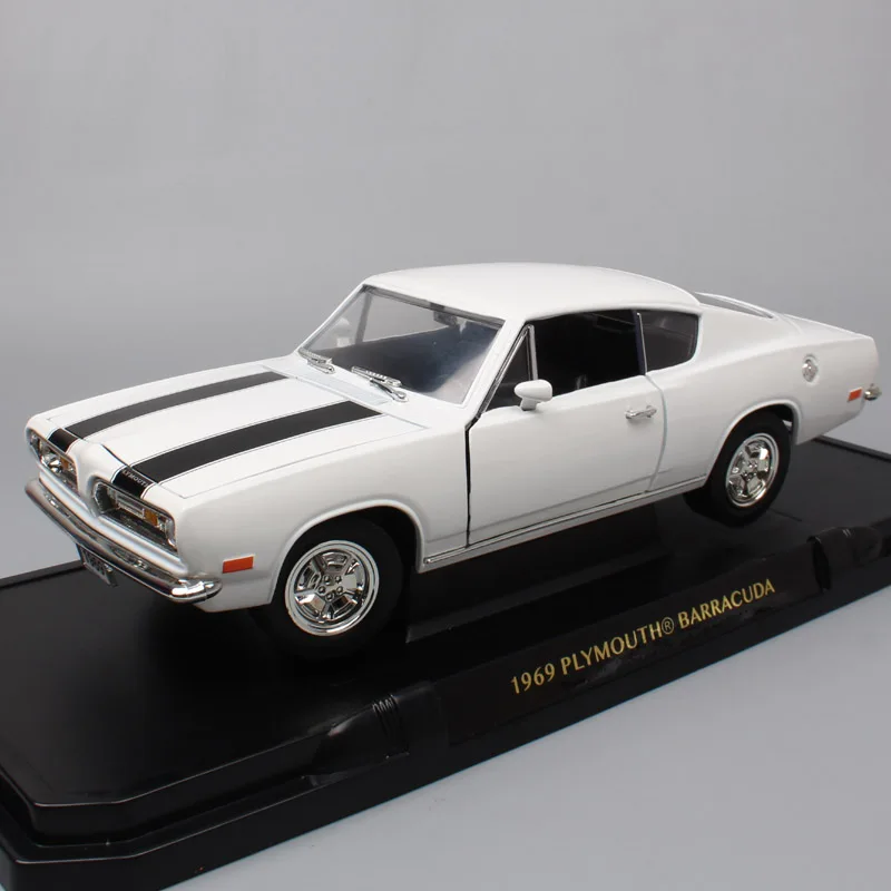 

1:18 scales classic 1969 Chrysler Plymouth Barracude sport muscle Diecast Toy & Vehicles auto miniature cars models for children