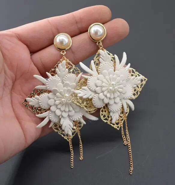 earrings-B Для женщин Винтаж личность класса люкс, повязка на голову с цветком в стиле барокко Регулируемый ободок на голову с жемчугом для подиума, украшение на голову для танцев Свадебные украшения - Окраска металла: earrings-B