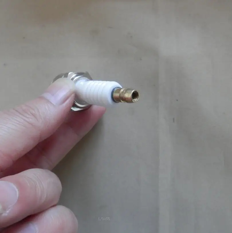 SPARK PLUG 4106 GL3 J19LM 8