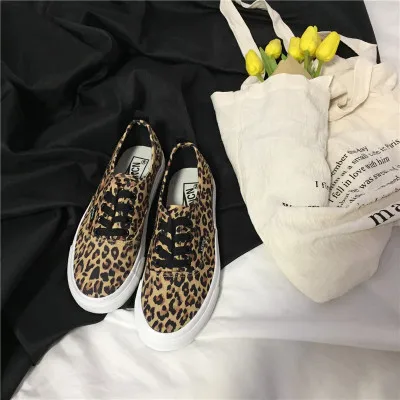 

New 2018 New Spring Shoes Women Flats Top quality Flat Shoes European Style Loafers Round Toe Casual Shoes