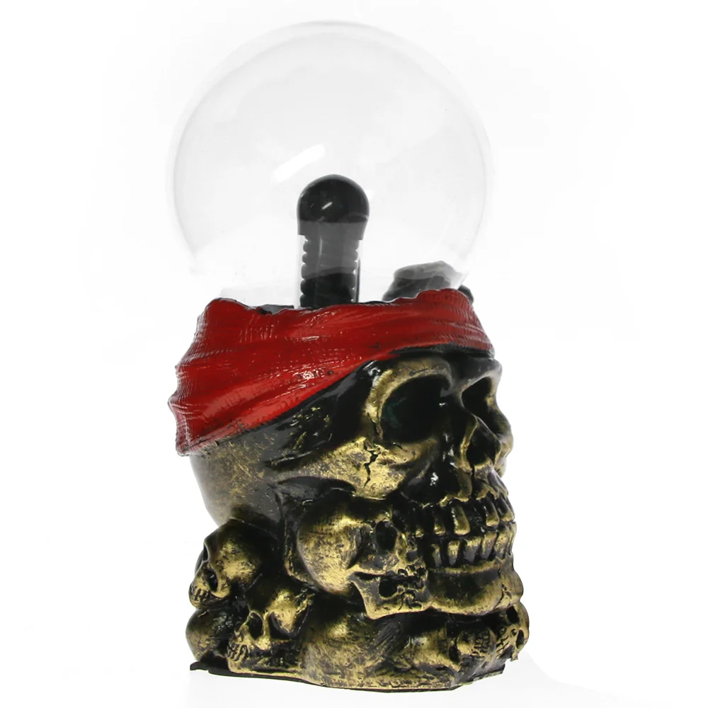 1 шт ухмыляясь пиратский череп голова с красной бандана статуя освещения сенсорный плазменный шар пират Скелет Ornamen