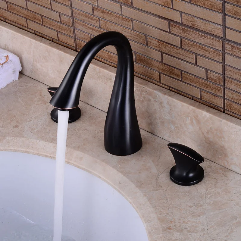 8582507494_1584013605