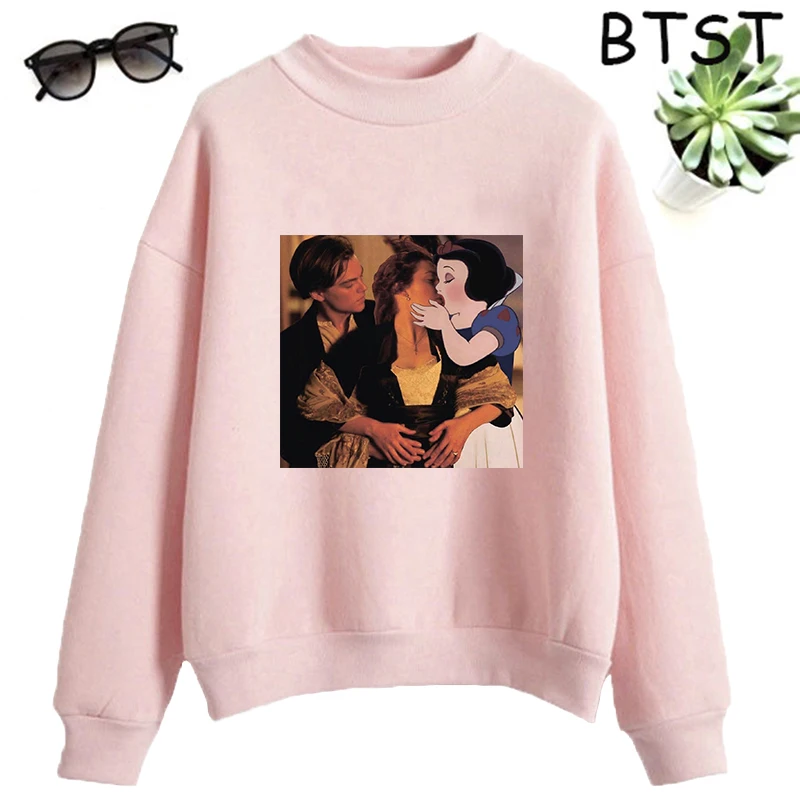 

Hoodies Women A Spoof Snow White Sweatshirt Harajuku Shirt Gothic Kpop Pink Clothes Polyester Plus Size Women 90s Sweat Femme
