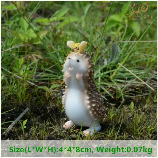 EVERYDAY COLLECTION Lovely Fairy Garden Miniatures Resin Hedgehog  Figurine for Adults Child Office Decoration Desk ornament Z8881A