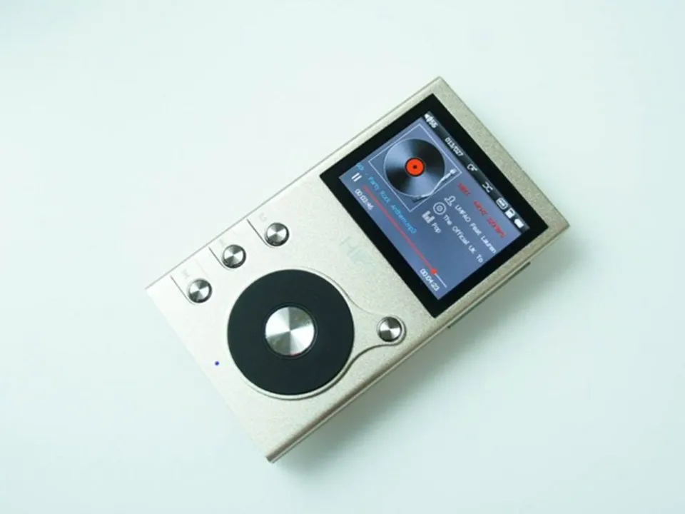 Iqq C18 8 ГБ 24bit/192 кГц DSD начального уровня High Fidelity музыкальный плеер|music player|192khz player24bit