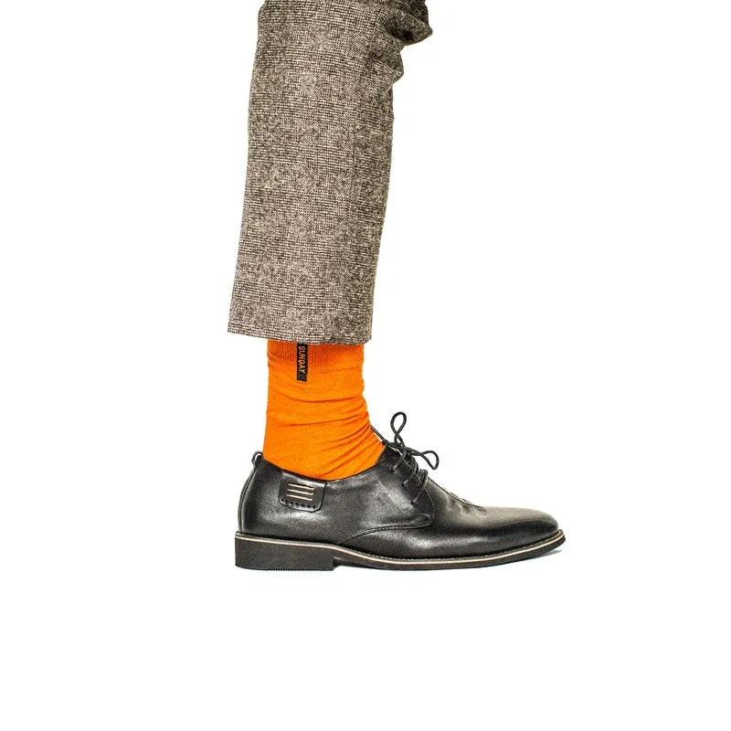 Горячее предложение! Распродажа! Модные мужские цветные хлопковые забавные носки больших размеров в британском стиле, удобные повседневные носки для мужчин Morewin - Цвет: Orange