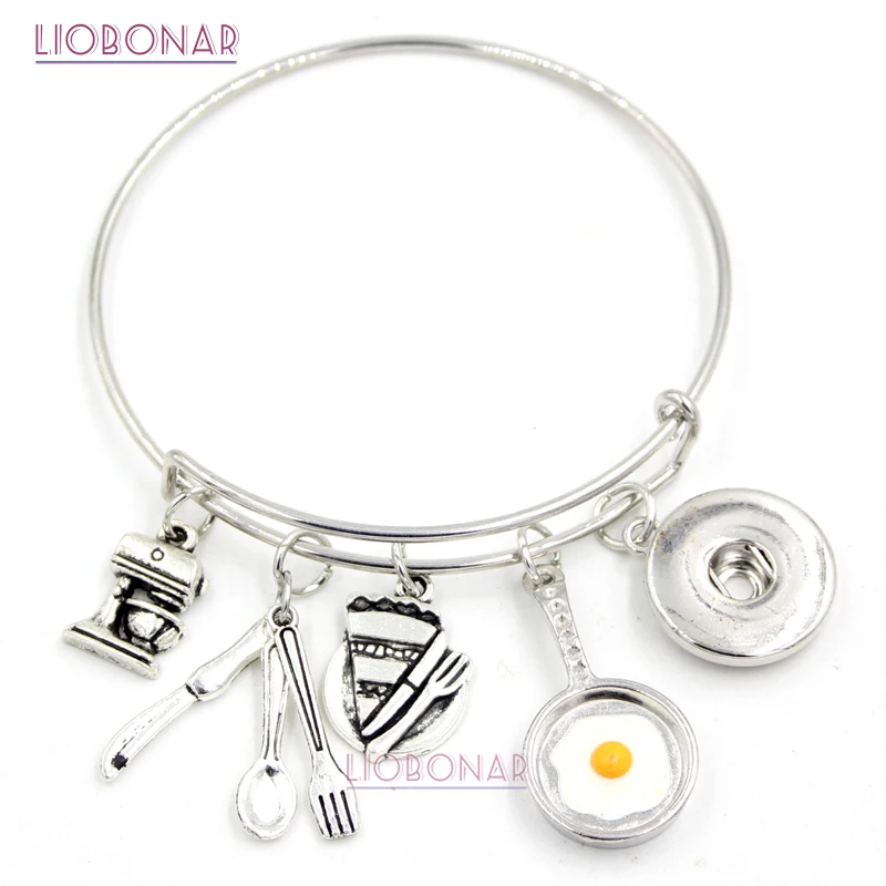 

1PC Snap Jewelry Chef Bracelet Utensil Baking Cooking Frying Egg Pan Charms Wire Bangle Snap Button Bracelets for Chef Gift