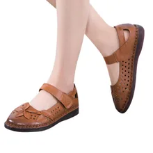 Женские кроссовки большого размера, Повседневная Удобная Обувь из мягкой кожи с цветочным узором на застежке-липучке, Нескользящие кроссовки на плоской подошве, спортивные женские кроссовки, 40J5