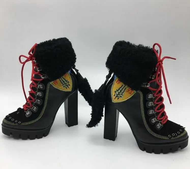 

Winter Newest High Platform Ladies Chunky Heel Fur Boots Black Leather Lace Up Martin Boots Faux Fur Tail Back High Heel Boots