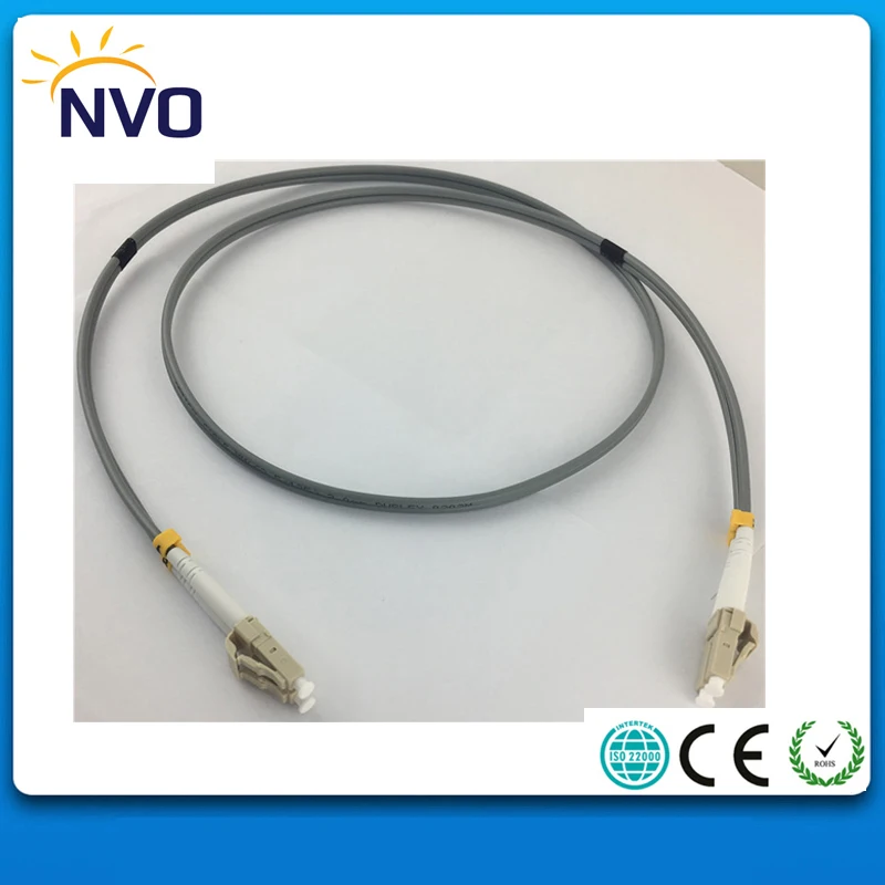 Внутренний LC/UPC мм DX (0 6 плотное буферное волокно) L: 1 м диаметр: 3 0 ПВХ куртка