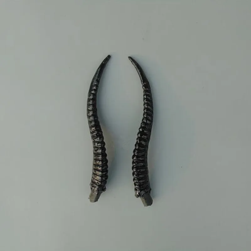 

vivid Antelope Horn for decoration 20cm white/black two color for option