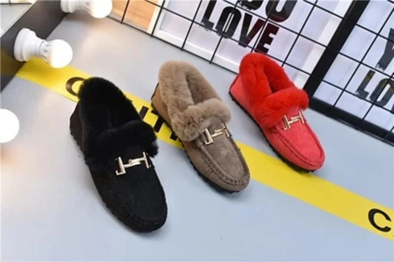 

2018 autumn and winter new casual flat bottom women's shoes round head comfortable driving women's scoop shoes